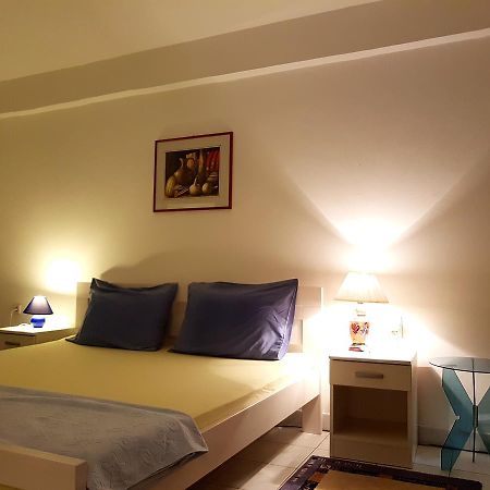 The White Apartment โอครีด ภายนอก รูปภาพ