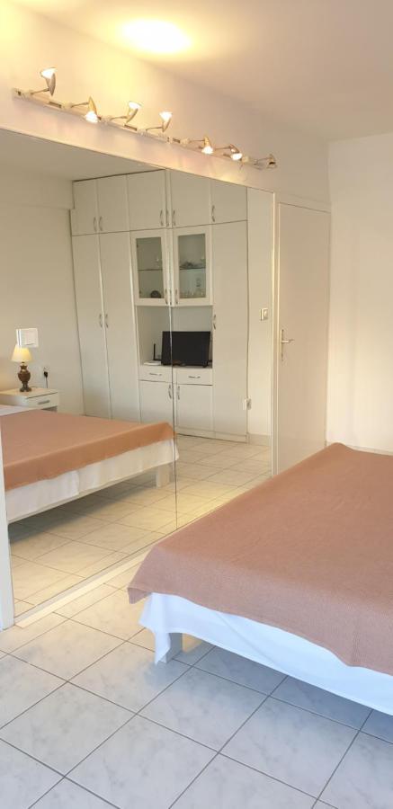 The White Apartment โอครีด ภายนอก รูปภาพ