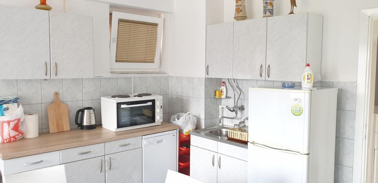 The White Apartment โอครีด ภายนอก รูปภาพ